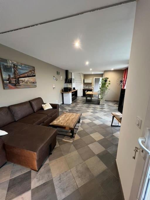 Grand Duplex De 80M2 Apartment Alencon Exterior photo